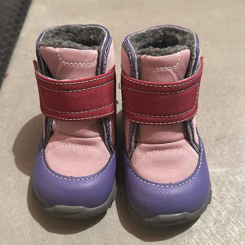 See kai run girls insulated winter boots